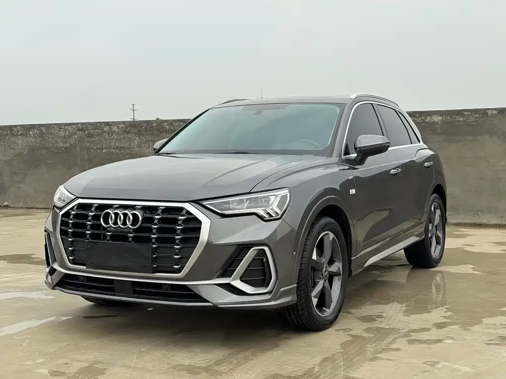 Audi Q3 — фото 9