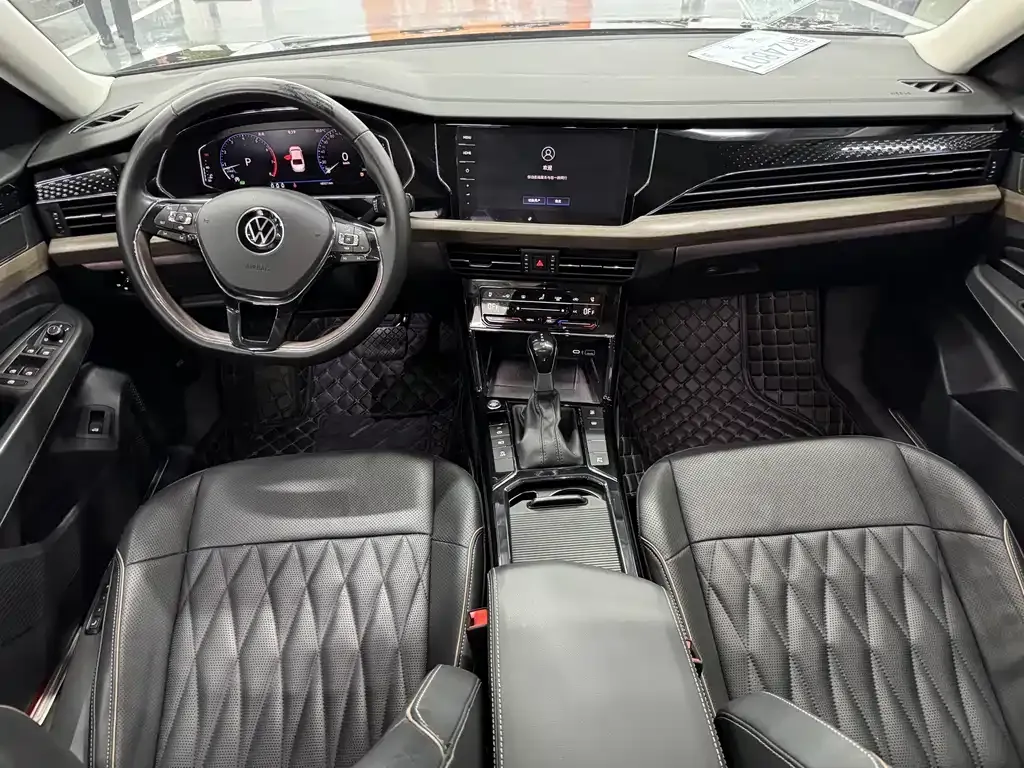 Volkswagen Passat — фото 6