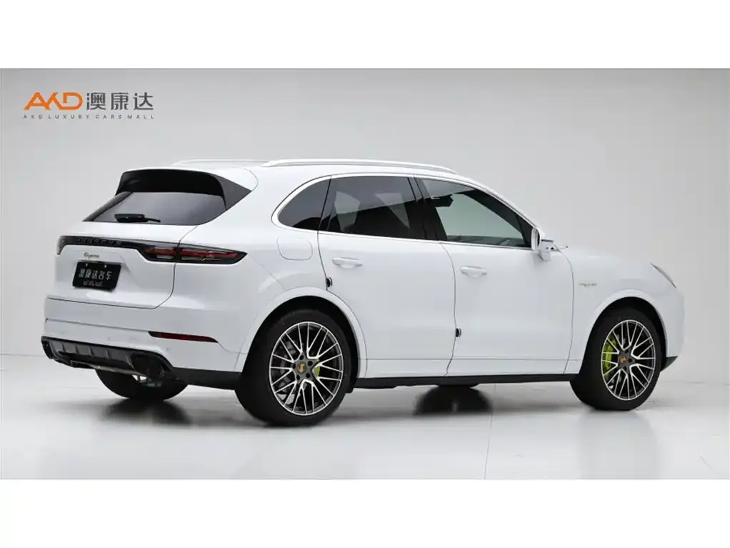 Porsche Cayenne Hybrid — фото 9