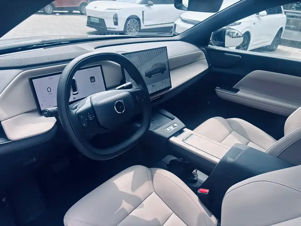 Volvo XC70 Plug-in Hybrid 2026 из CN, фото 2