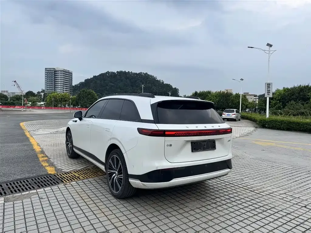 XPeng G9 2024 из CN, фото 3