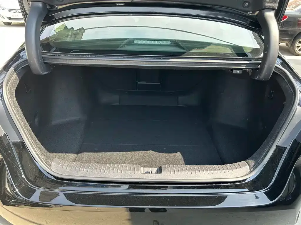Honda Inspire 2024 из CN, фото 4