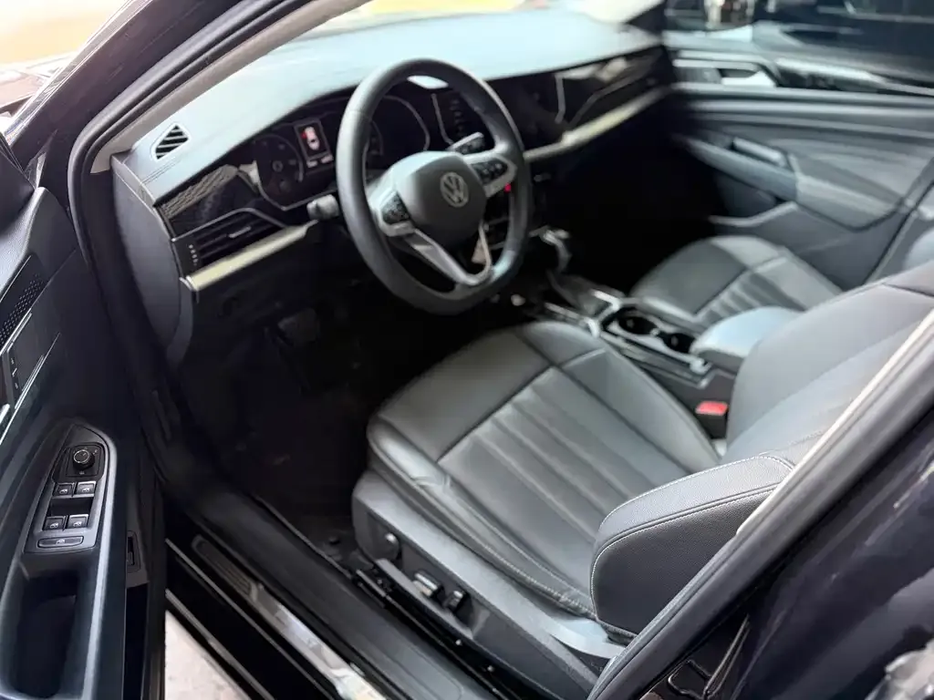 Volkswagen 帕萨特插电混动 — фото 3