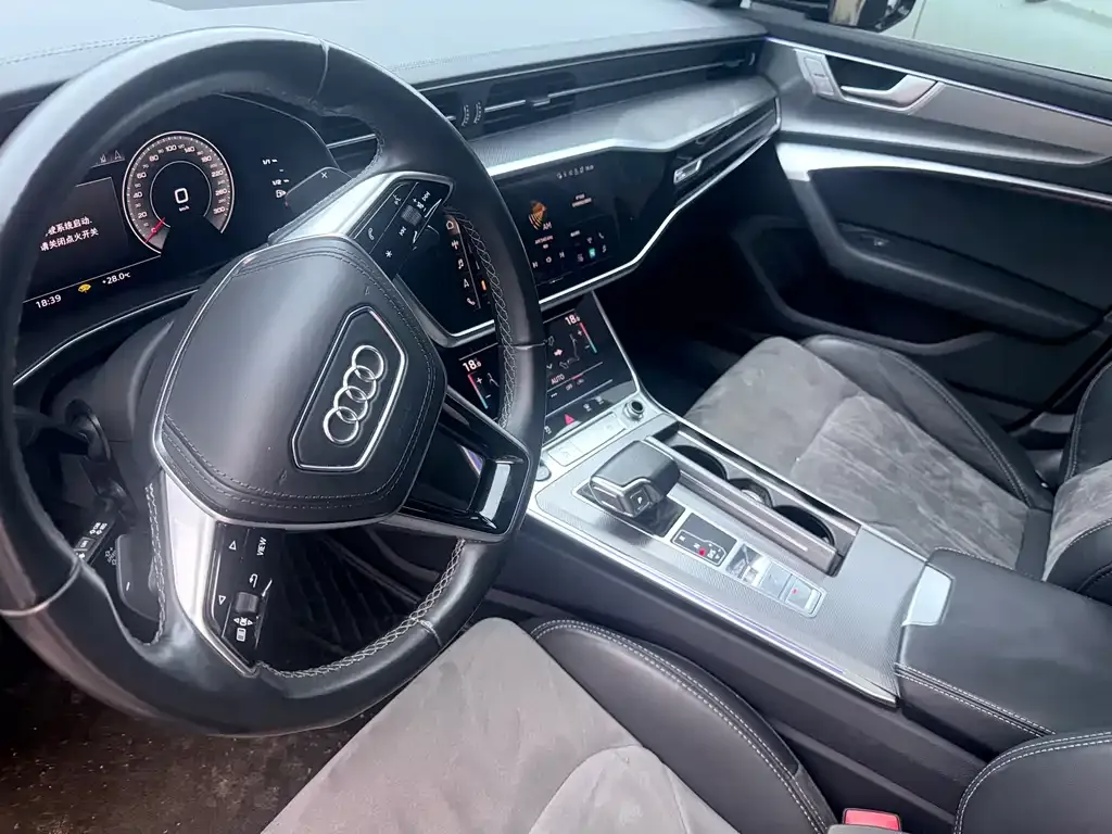 Audi A6L — фото 7