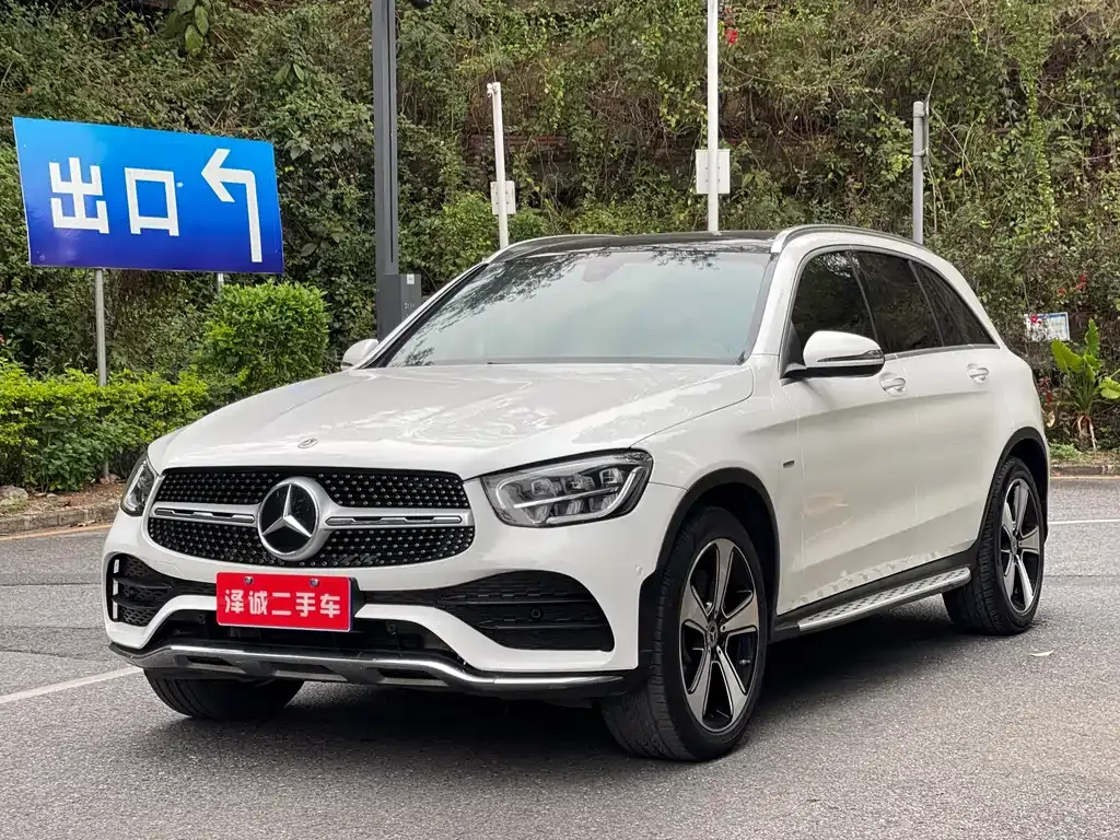 Mercedes-Benz GLC — фото 6