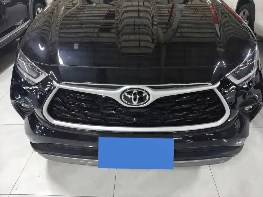 Toyota Highlander — фото 2