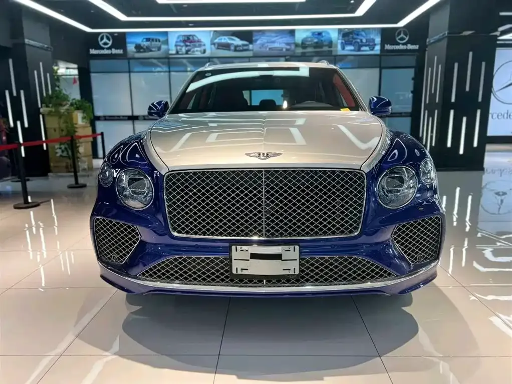 Bentley Bentayga — фото 7