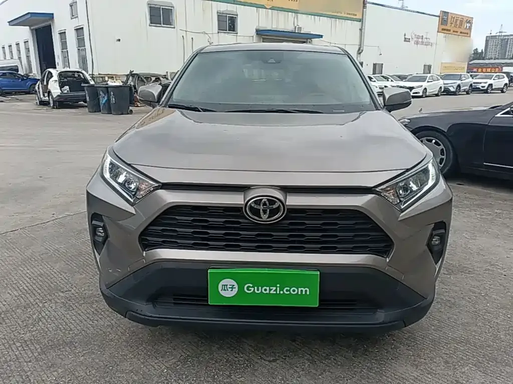 Toyota RAV4 2024 из CN, фото 9