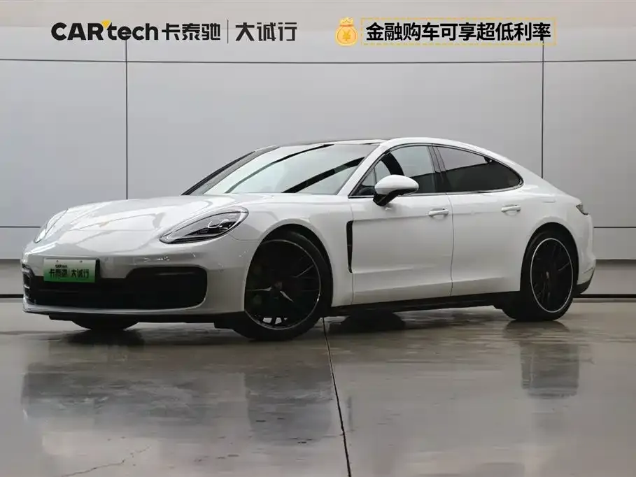 Porsche Panamera Hybrid — фото 1