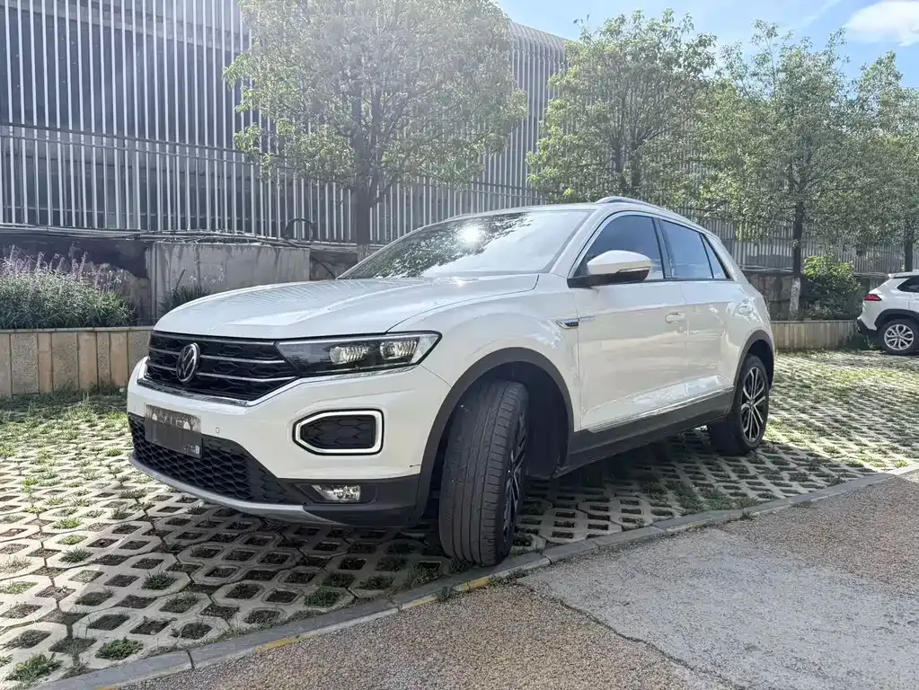 Volkswagen T-Roc — фото 4
