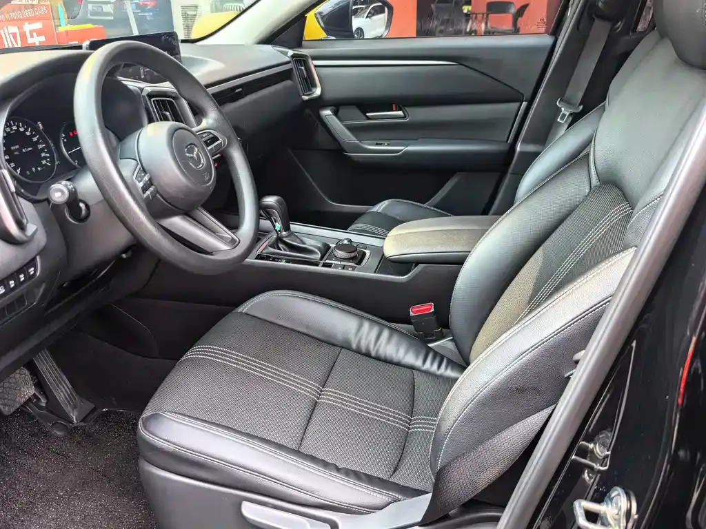 Mazda CX-50 2024 из CN, фото 4