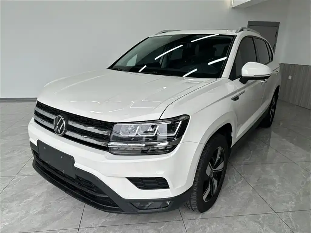Volkswagen Tharu — фото 1