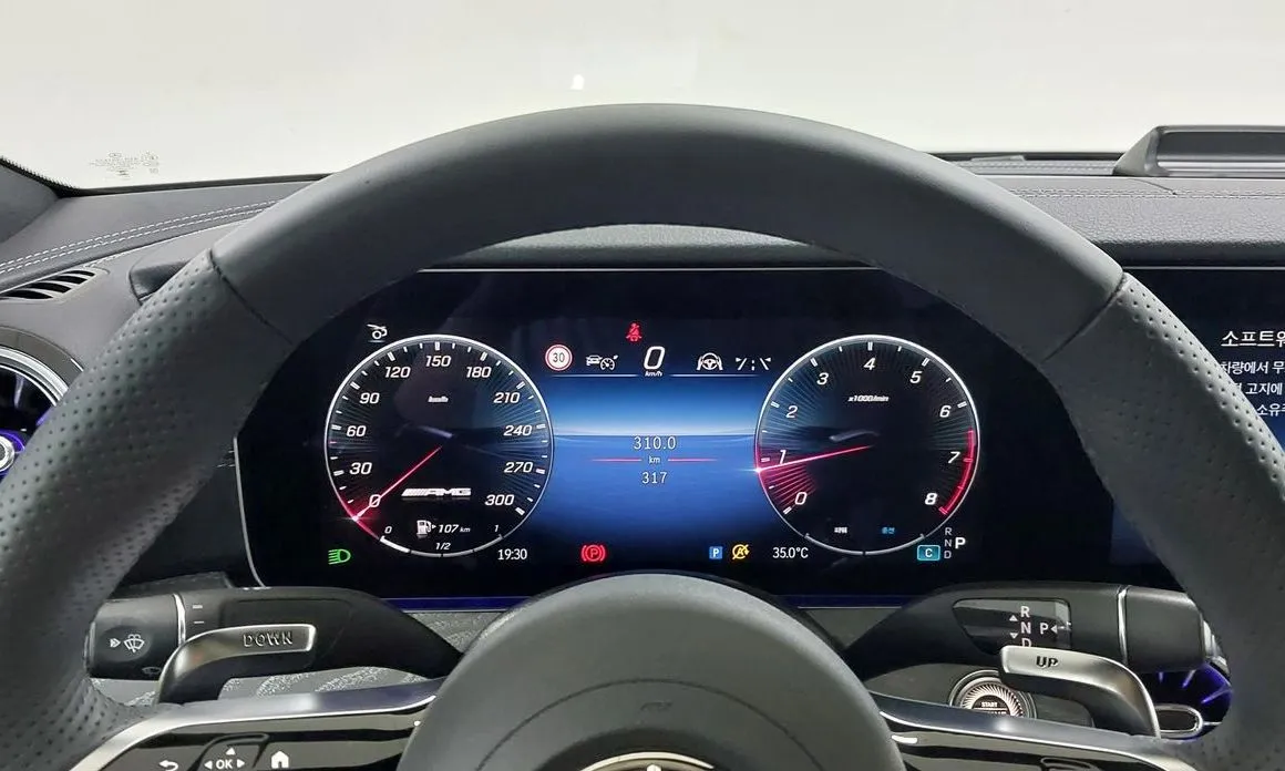 Mercedes-Benz AMG GT — фото 10