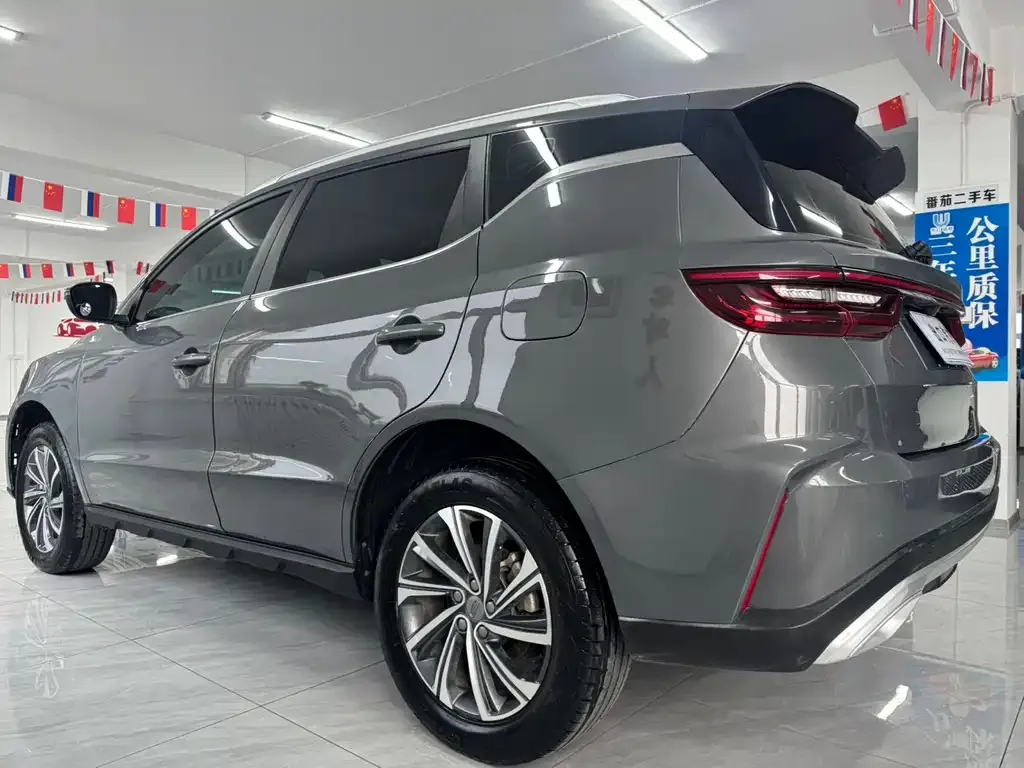 Geely Vision X6 — фото 10
