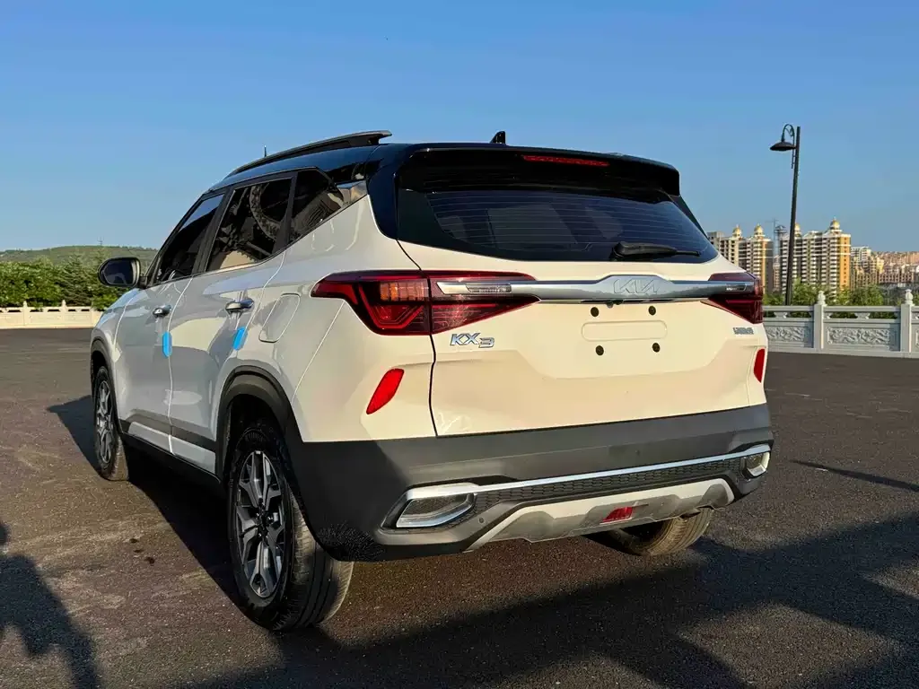 Kia KX3 — фото 3