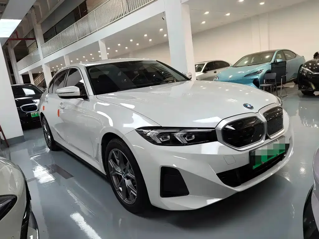 BMW i3 2024 из CN, фото 2