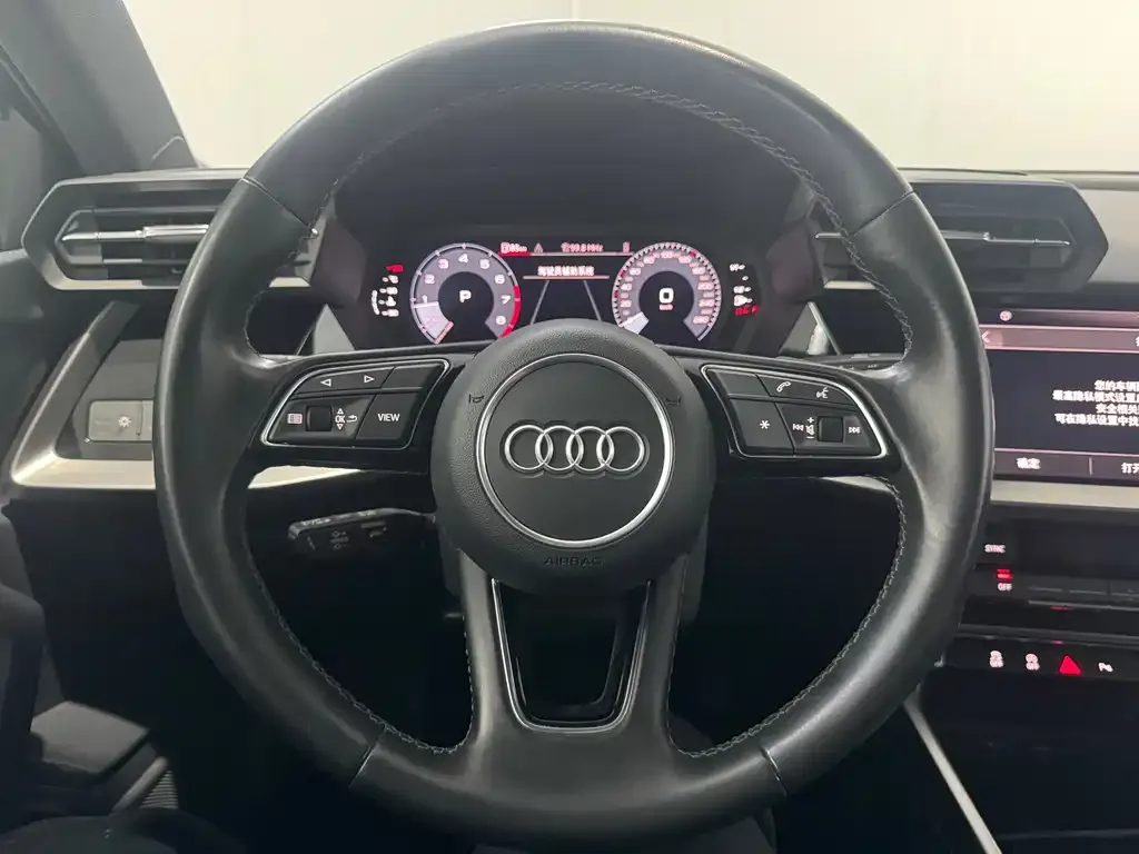 Audi A3 — фото 2