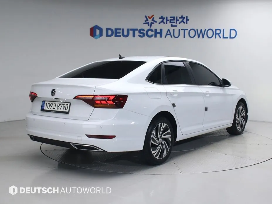 Volkswagen Jetta 2021 из KR, фото 10