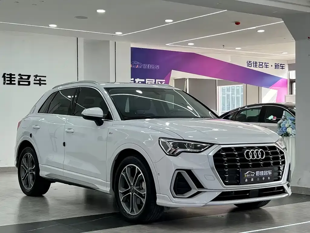 Audi Q3 — фото 6