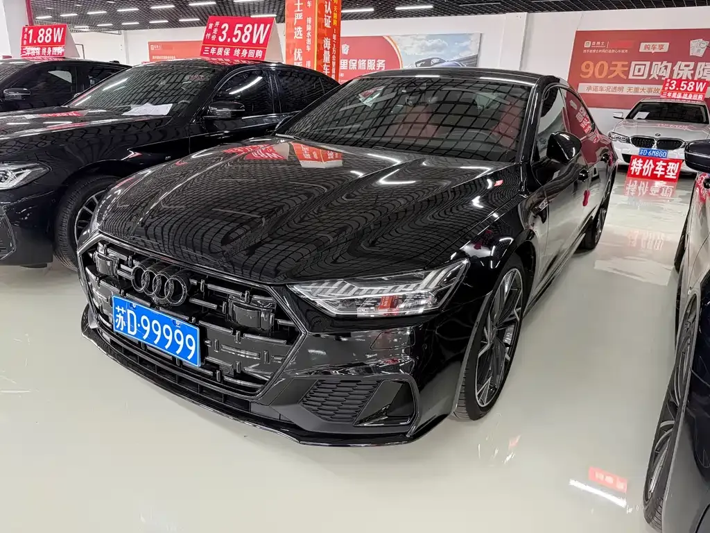 Audi A7L — фото 1