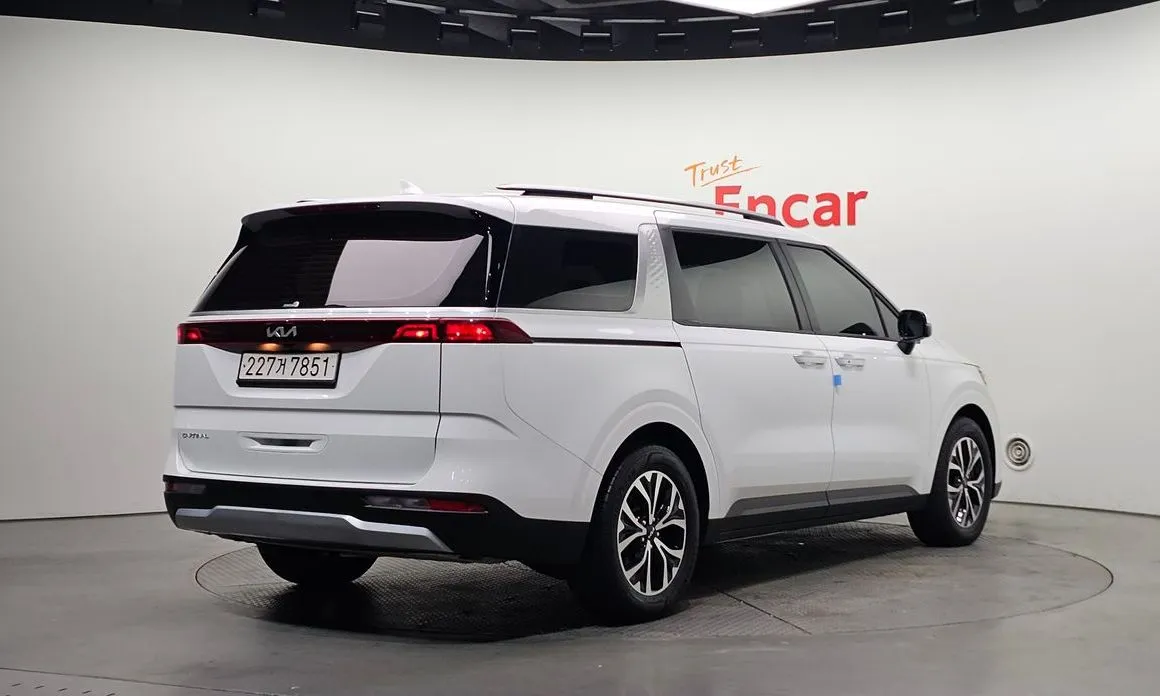 Kia Carnival 2023 из KR, фото 9