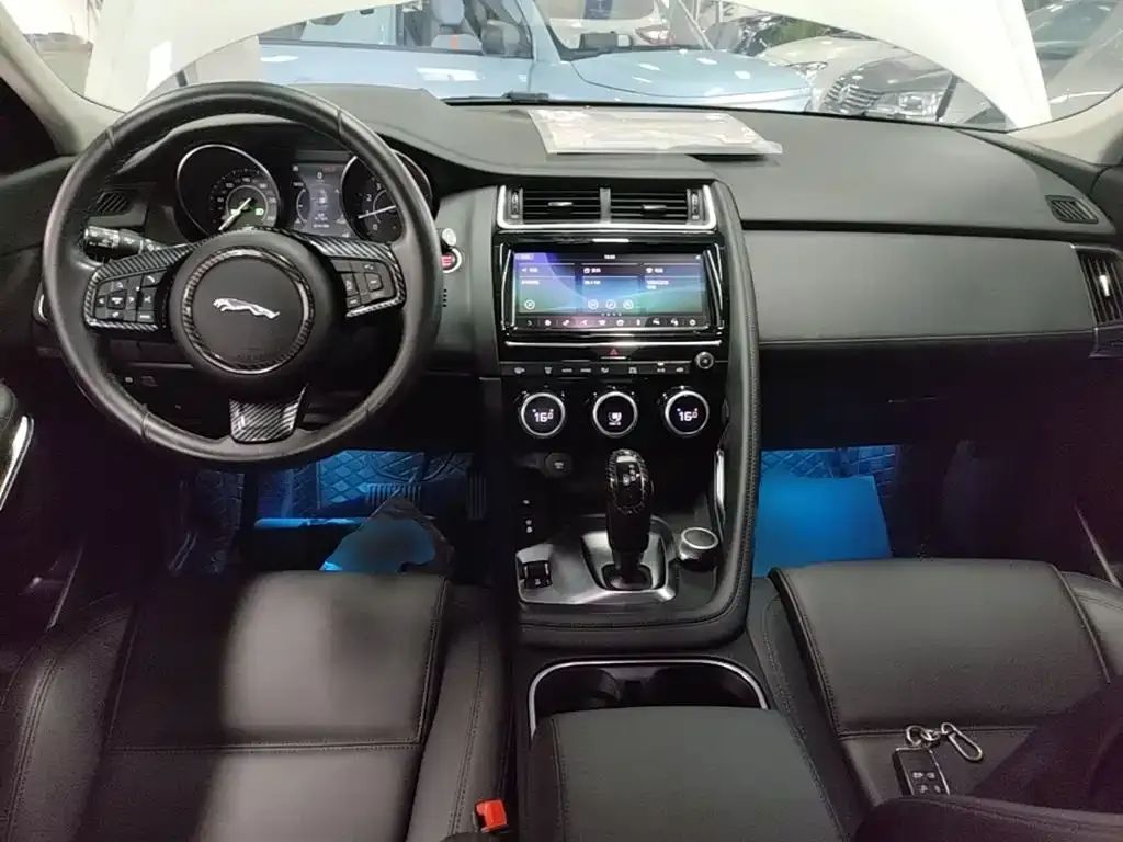 Jaguar E-PACE 2021 из CN, фото 3