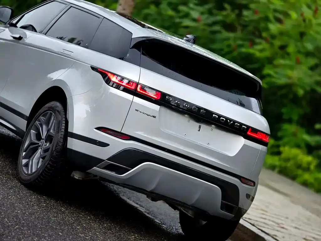 Land Rover Evoque — фото 5