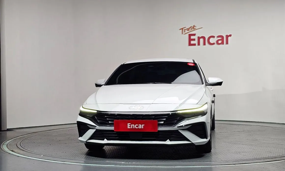 Hyundai AVANTE — фото 3
