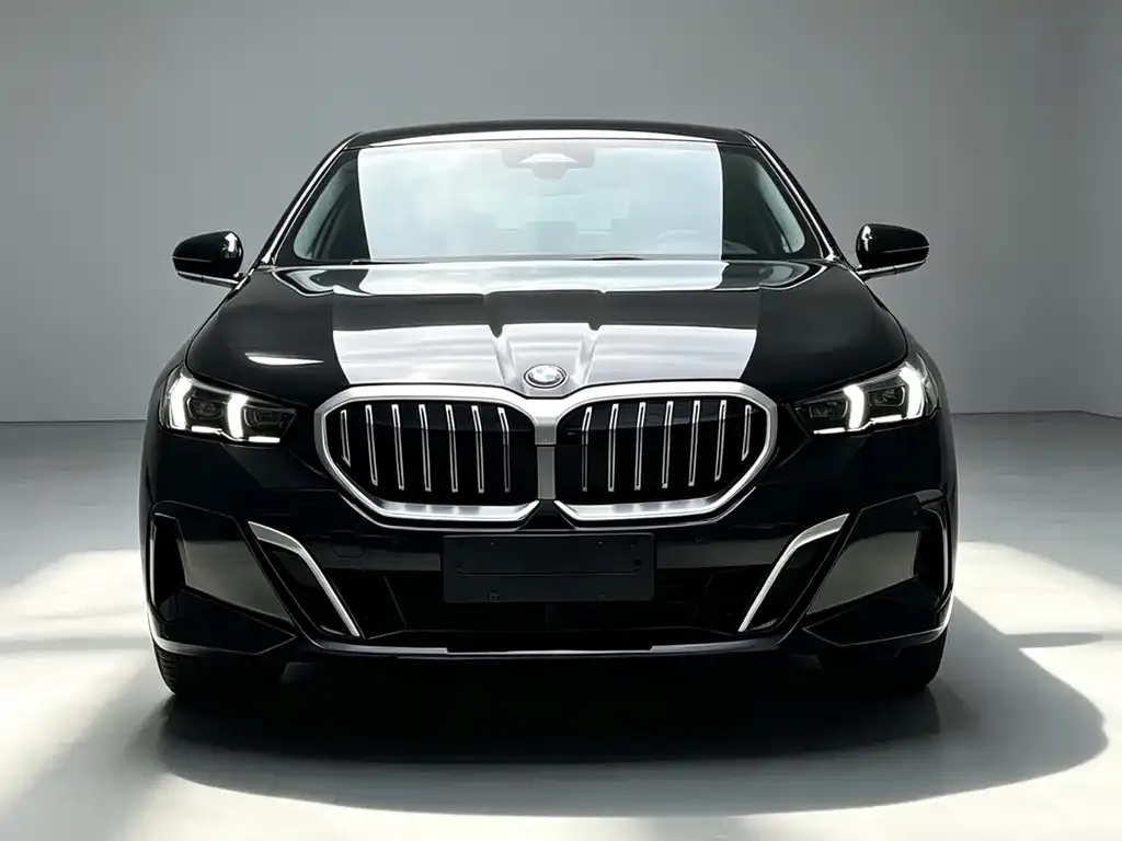 BMW 5 Series — фото 3