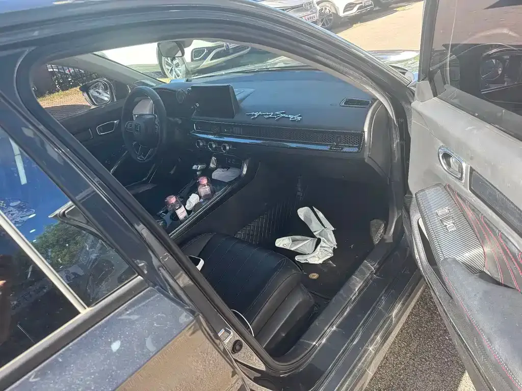 Honda Civic — фото 4