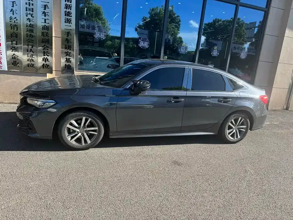 Honda Civic — фото 7