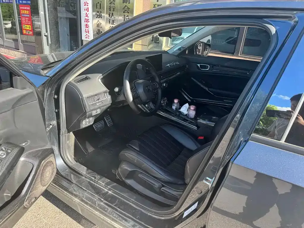 Honda Civic — фото 9
