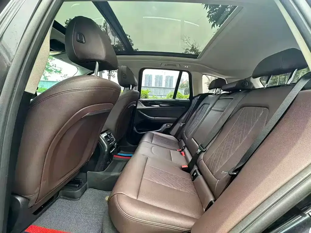 BMW X3 2022 из CN, фото 2