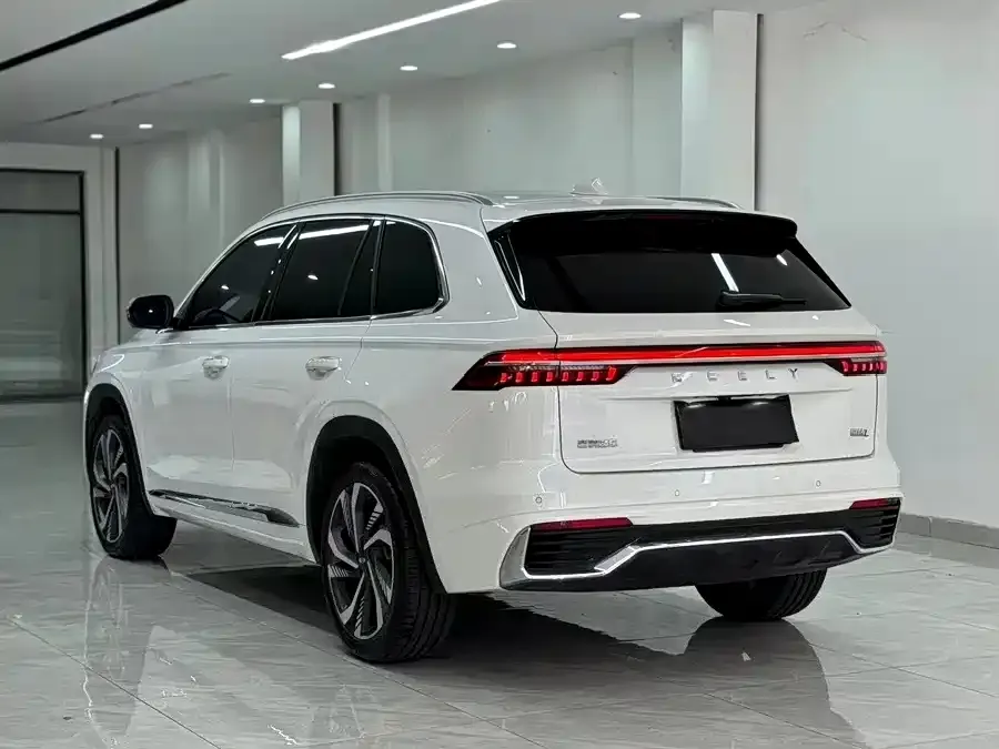 Geely Xingyue L — фото 4