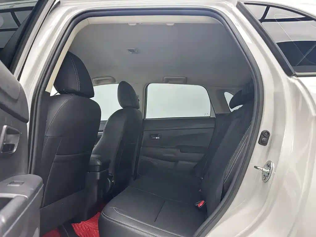 Mitsubishi ASX 2023 из CN, фото 4