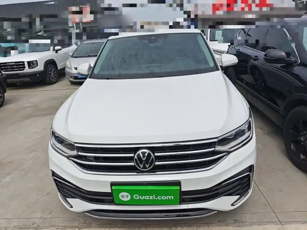 Volkswagen Tiguan L — фото 3