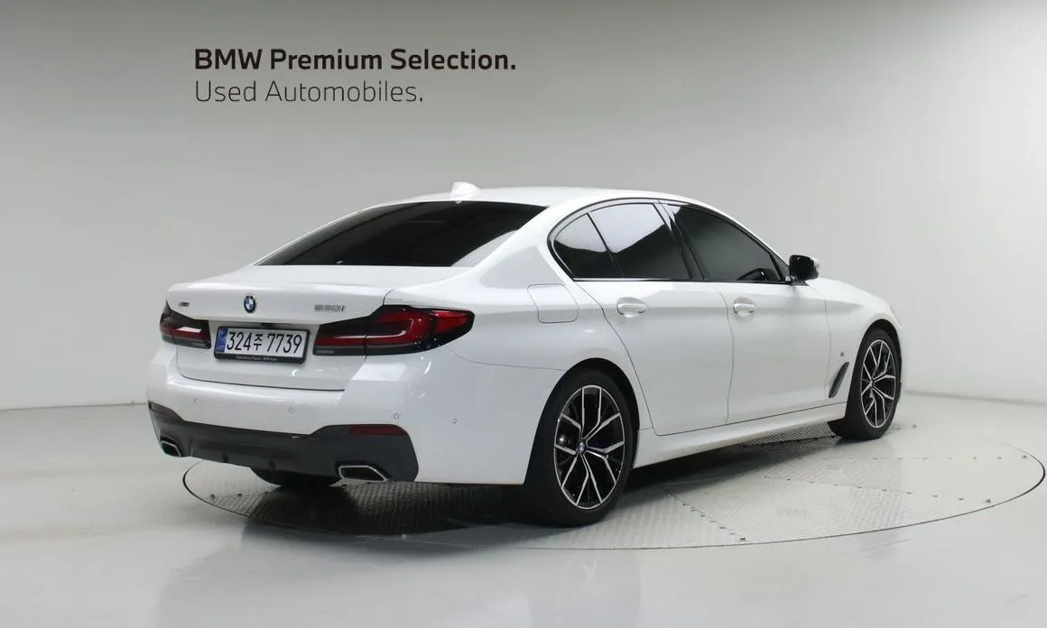 BMW 5-Series 2023 из KR, фото 3