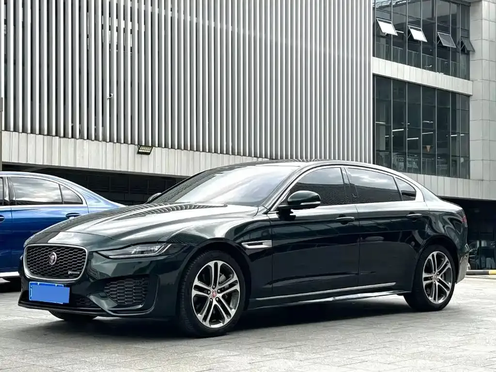 Jaguar XEL — фото 9