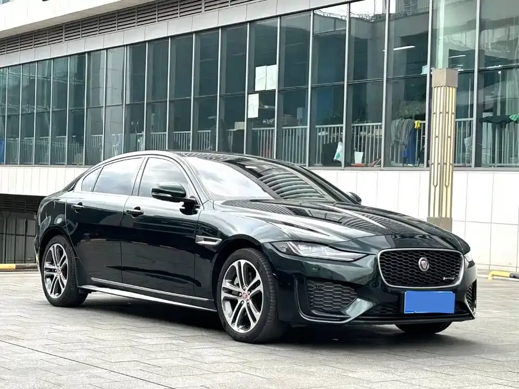 Jaguar XEL — фото 8