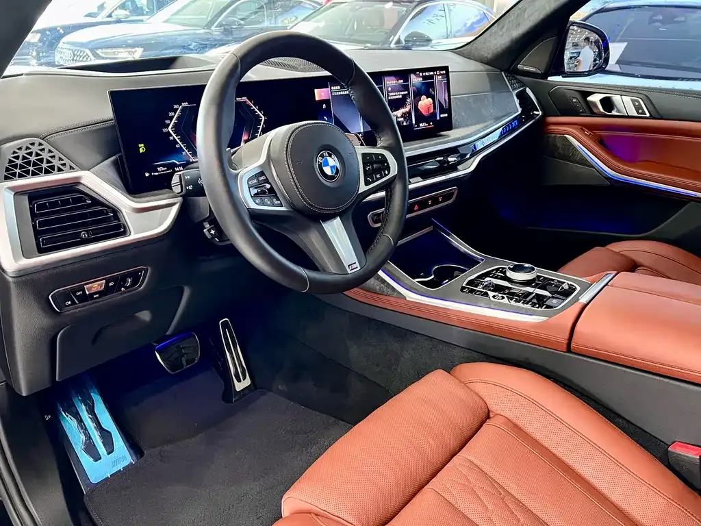 BMW X7 — фото 4