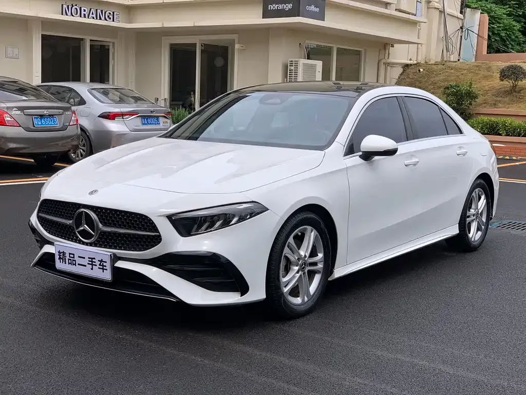 Mercedes-Benz A-Class — фото 1