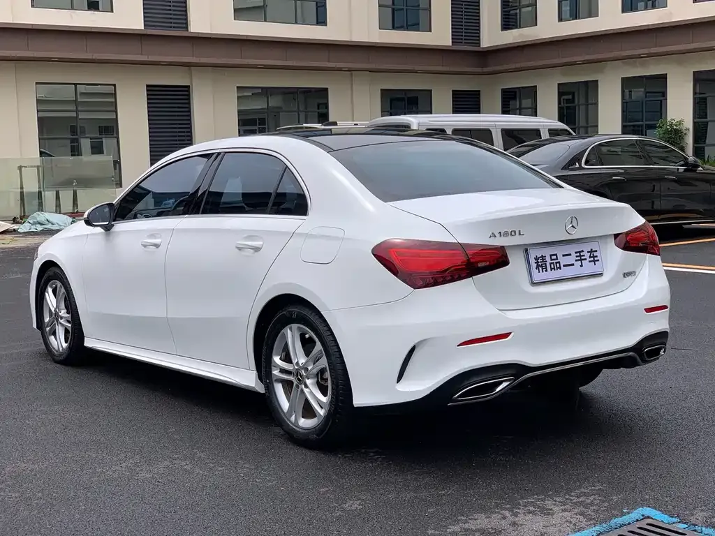 Mercedes-Benz A-Class — фото 7