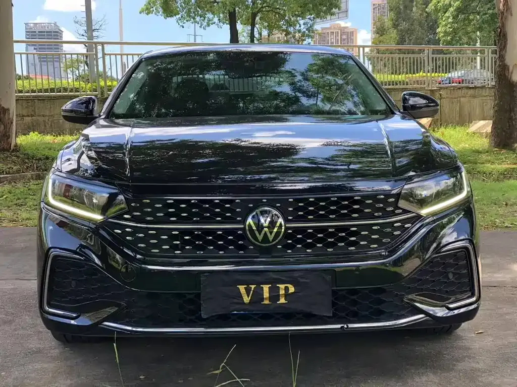 Volkswagen Passat — фото 9