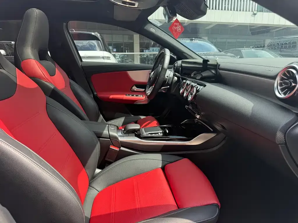 Mercedes-Benz A-Class AMG (Import) 2021 из CN, фото 2