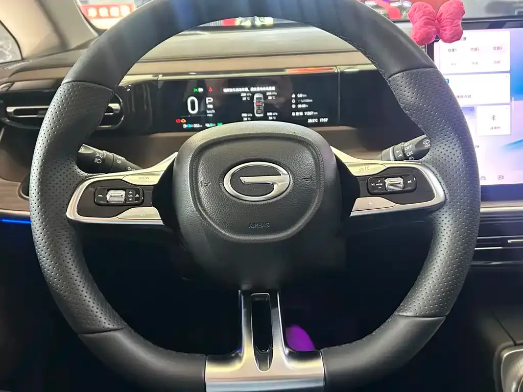 GAC Motor Trumpchi E8 — фото 4