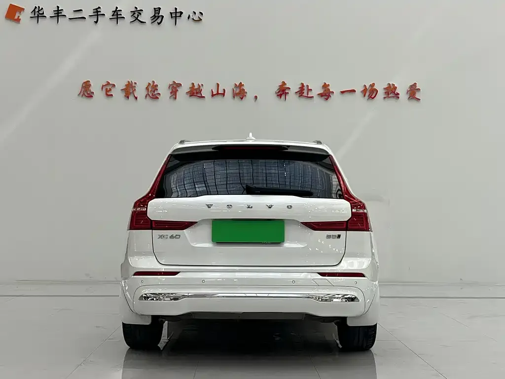 Volvo XC60 — фото 2