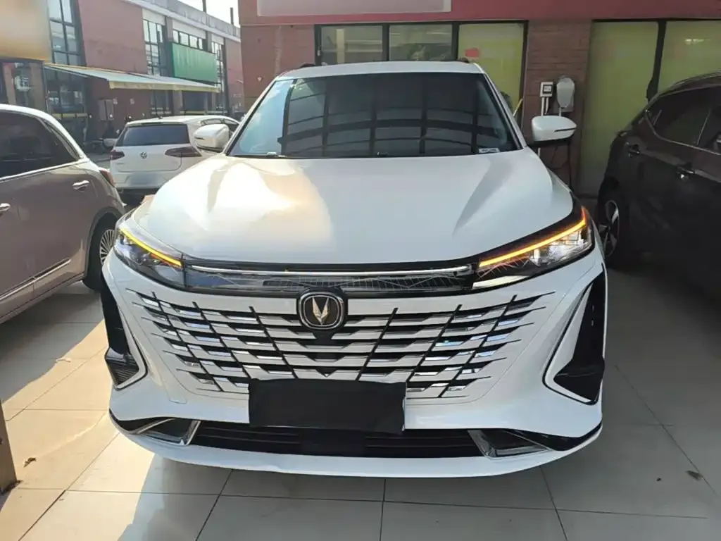 Changan CS75PLUS — фото 10