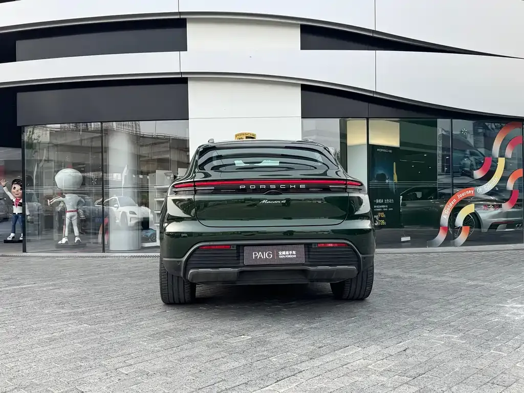 Porsche Macan EV — фото 5