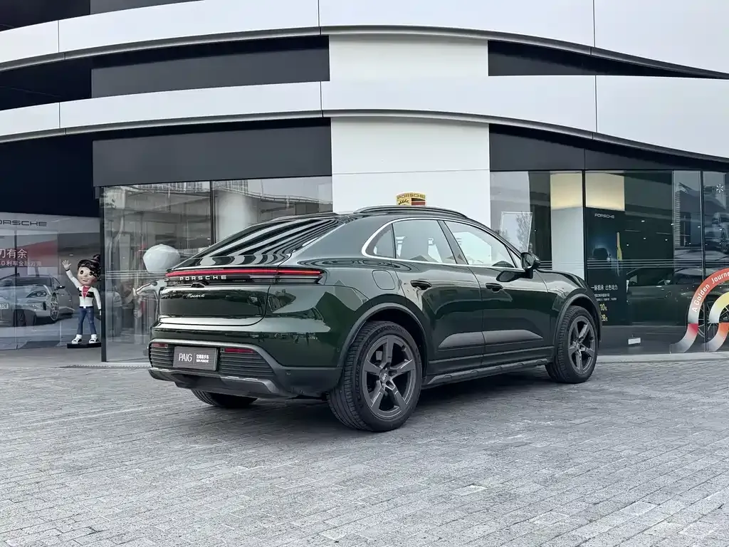 Porsche Macan EV — фото 8