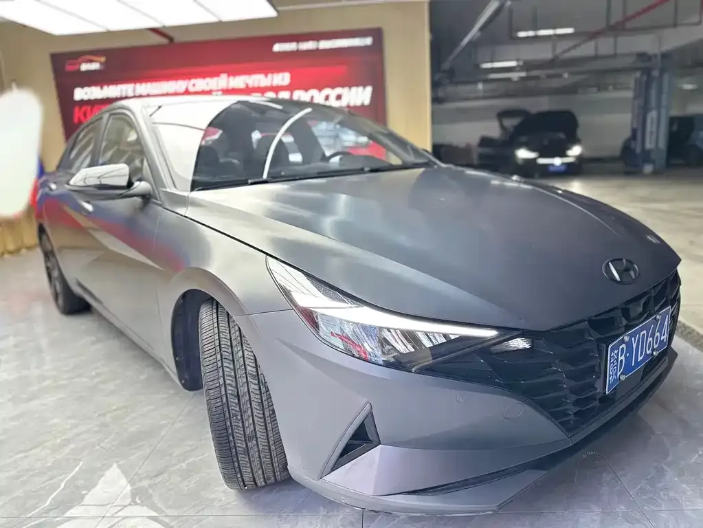 Hyundai Elantra — фото 2